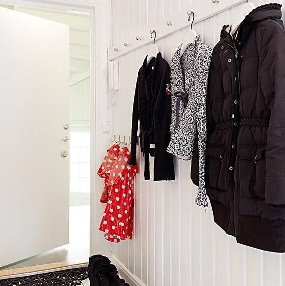 功能強大的入戶門正對玄關(guān)設(shè)計