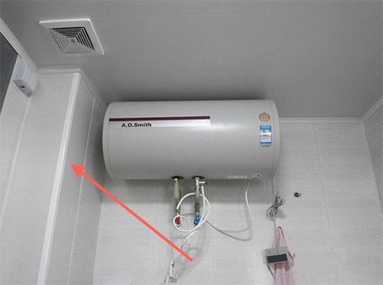 鄰居家的下水管沒有一點水流的聲音，原來是做了包水管！