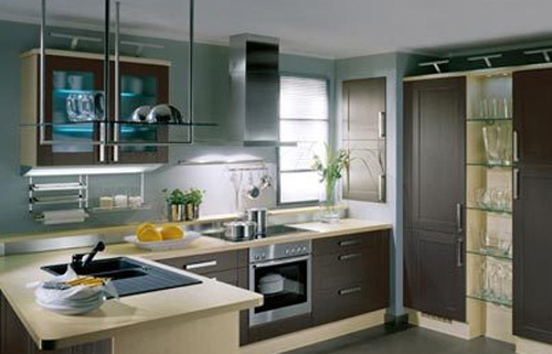 廚房風(fēng)水:消毒柜不宜擺在爐灶下方