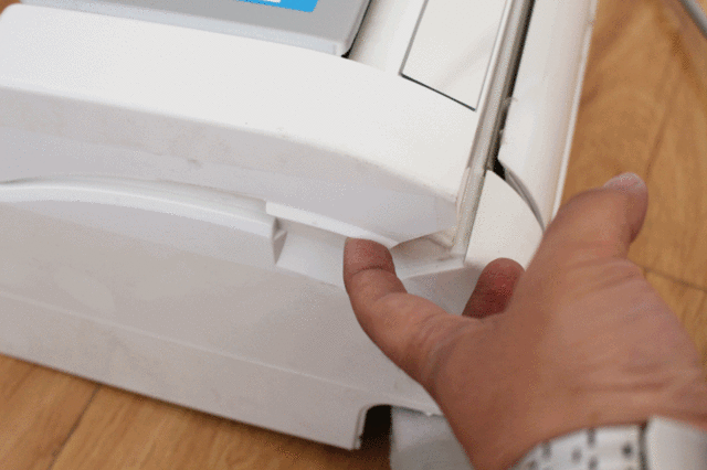 原來空調(diào)要這么清洗才徹底，趁天熱之前趕緊洗一遍再用！