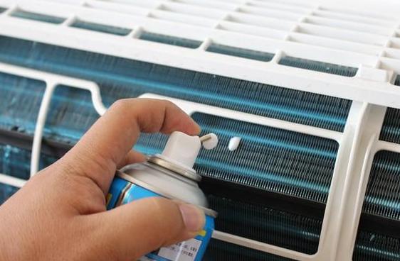 原來空調(diào)要這么清洗才徹底，趁天熱之前趕緊洗一遍再用！