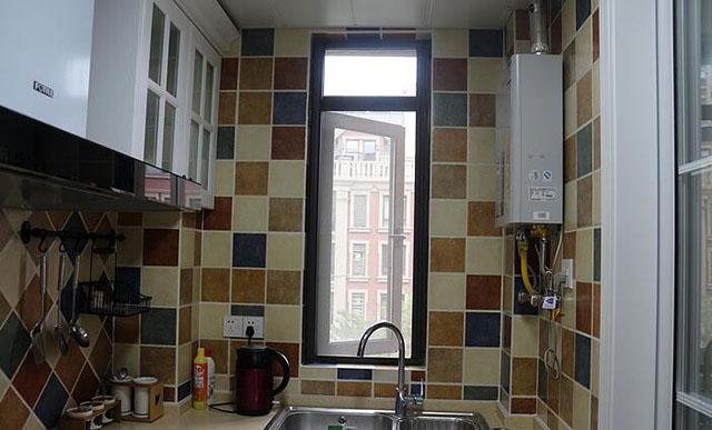 剛?cè)胱〉男路?，主臥做了這樣一個小設(shè)計，鄰居朋友看了紛紛點贊