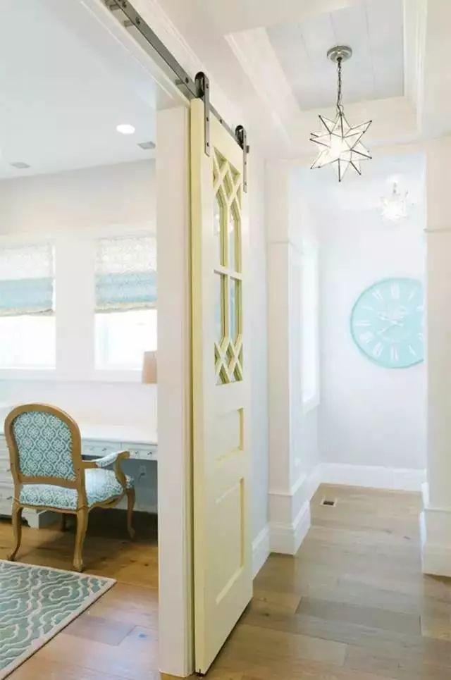 走廊盡頭這樣裝 真漂亮！