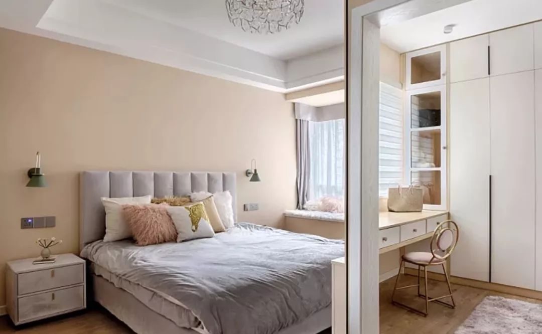 【裝修案例】床頭燈選得對，臥室溫馨好幾倍！