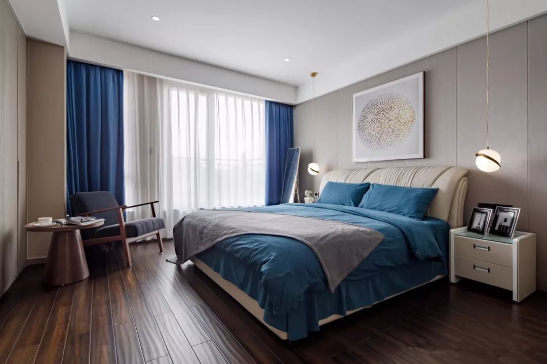 【裝修案例】床頭燈選得對，臥室溫馨好幾倍！