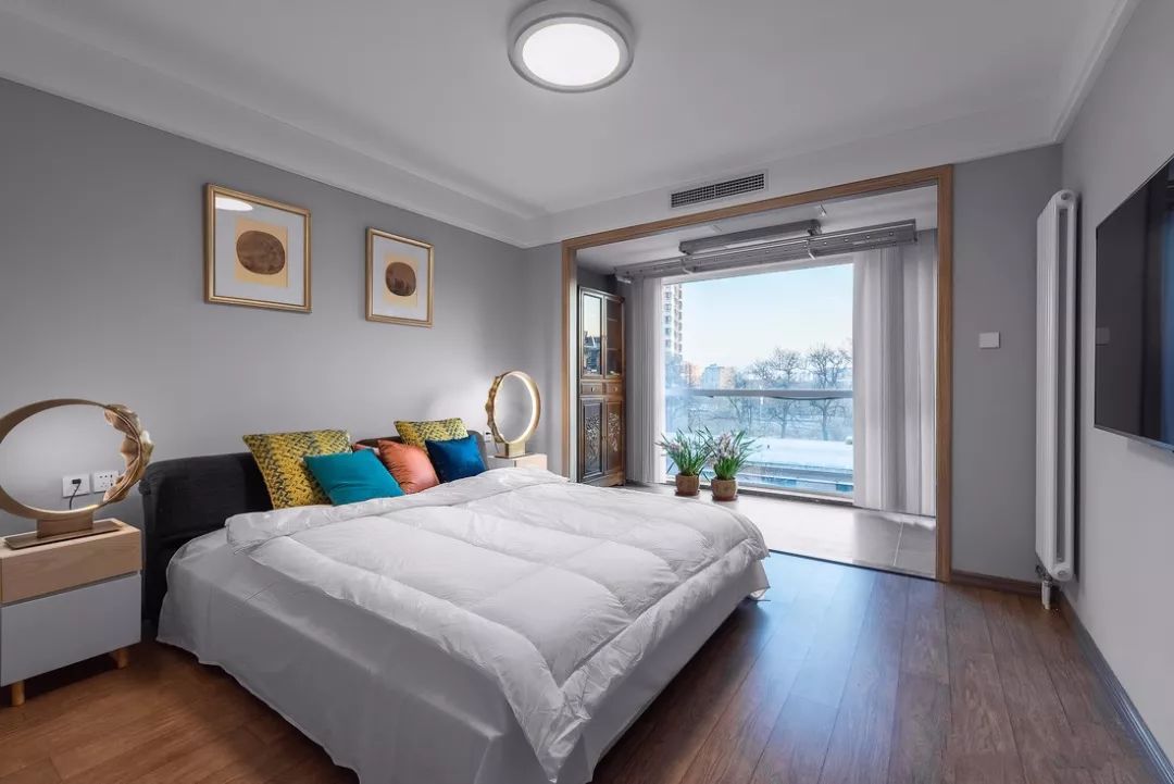 【裝修案例】床頭燈選得對，臥室溫馨好幾倍！