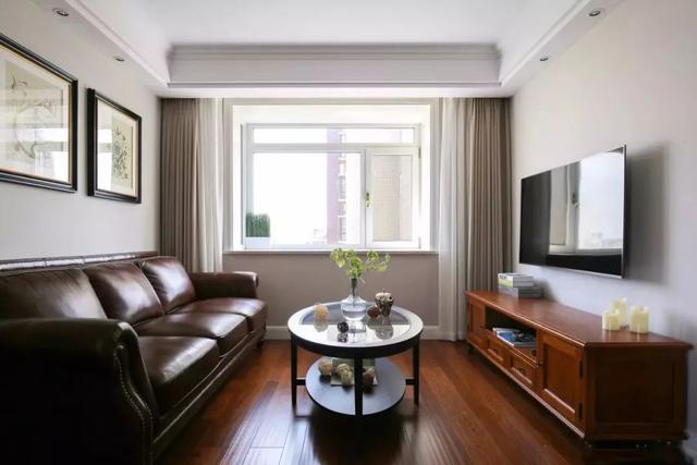 各風(fēng)格「皮沙發(fā)」搭配，你喜歡哪種？ - 后花園網(wǎng)文 - 家居新聞