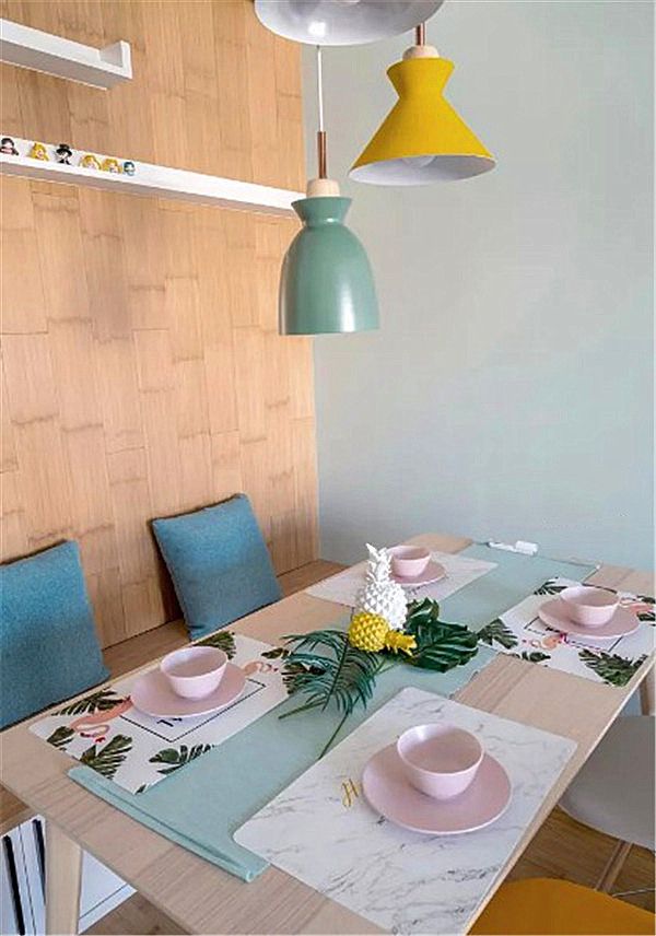 卡座設(shè)計(jì)細(xì)節(jié)